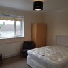Camera dubla in Hainault / Grange Hill